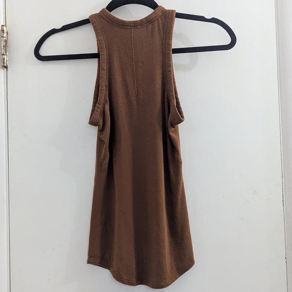 Lululemon Racerback Tank - Picture 4 of 4